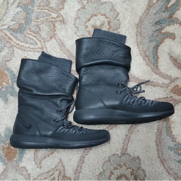 Nike Roshe Two High Flyknit trainers - Picture 2 of 7